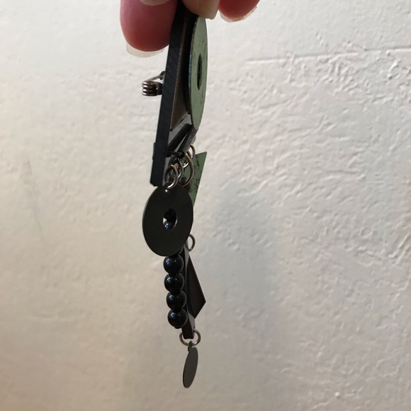 Vintage 1980s Triangle Pin Mint Green Black Bronze - Picture 7 of 8